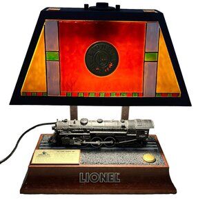 Lionel Train Animated Hudson 700E Locomotive Table Lamp Lights Motion Sound